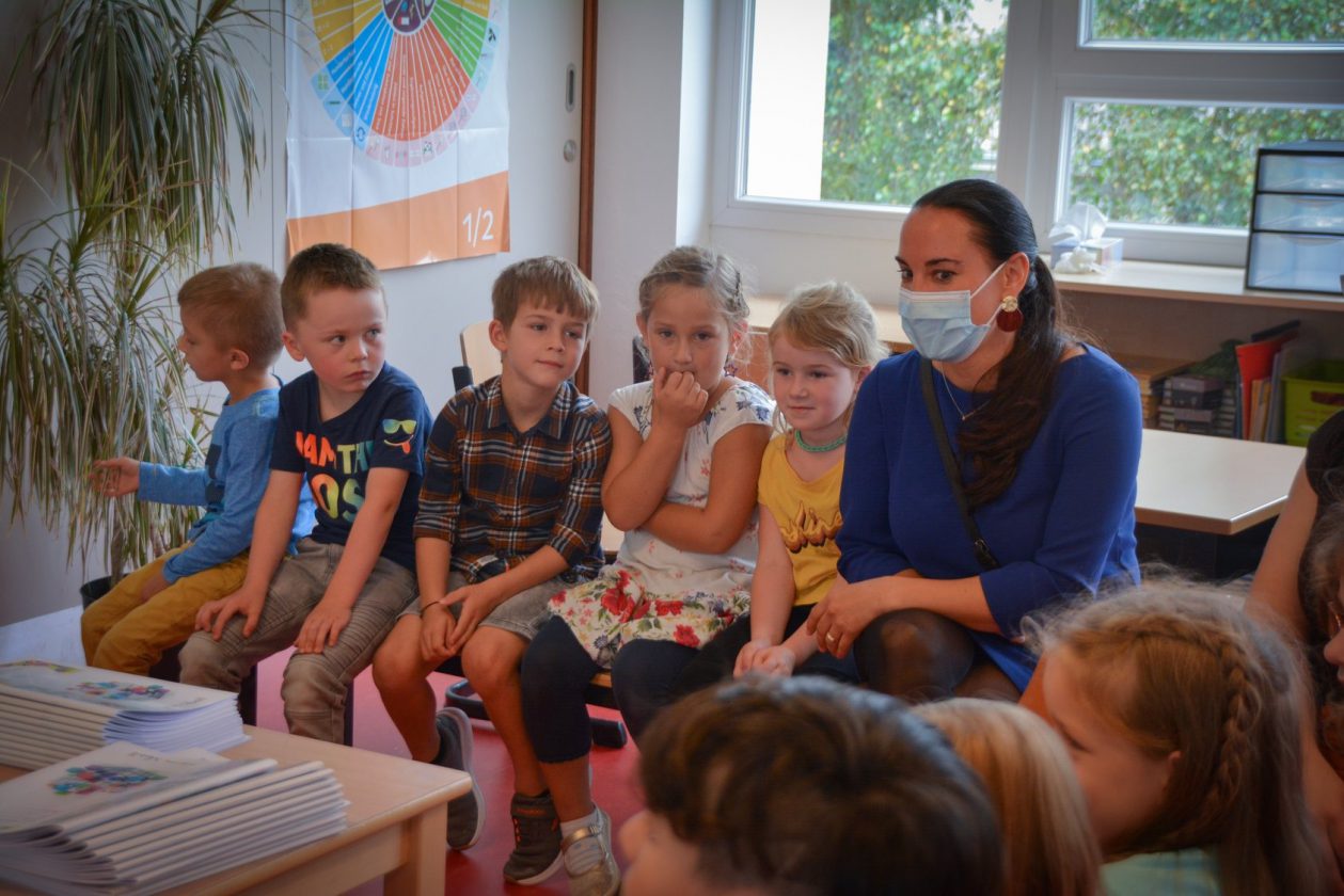 241128927_343436014195720_633708